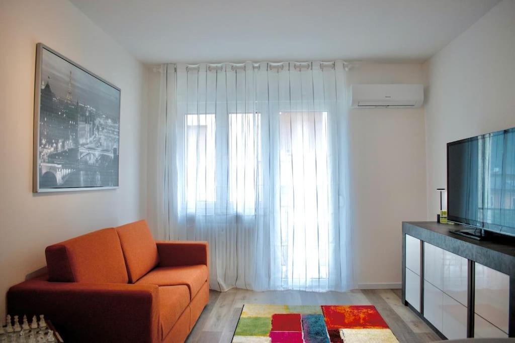 10Min From Center, 3 Bedroom Apartment With Balcony Trento Kültér fotó